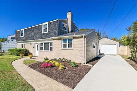 4944 Whitman Ln Virginia Beach, VA 23455