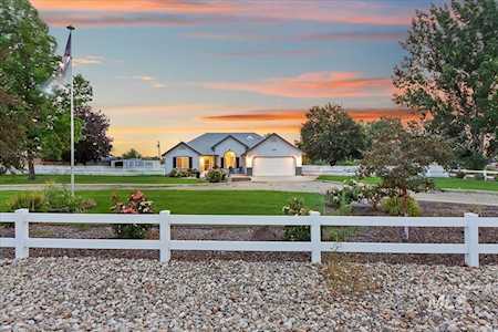 26061 Gill Lane Middleton, ID 83644