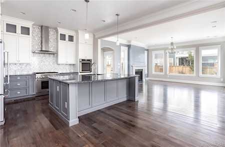 5977 Chester Way Denver, CO 80238