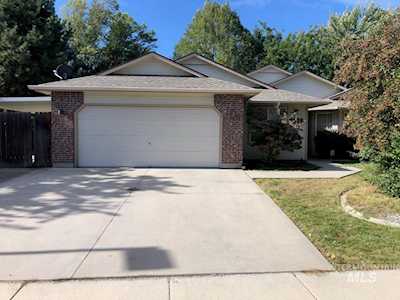 2615 S Weber Rapids Place Meridian, ID 83642