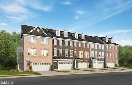 10874 Foxtrot Circle Upper Marlboro, MD 20772