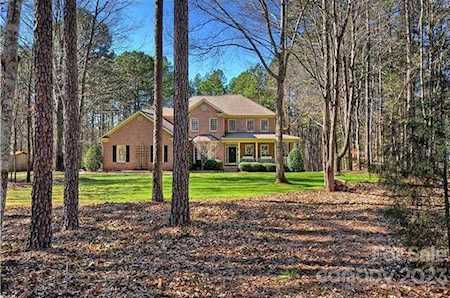 5031 Cambridge Oaks Dr Matthews, NC 28104