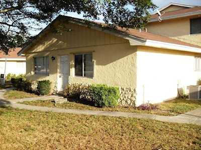 102 E Tiffany Dr #1 Mangonia Park, FL 33407