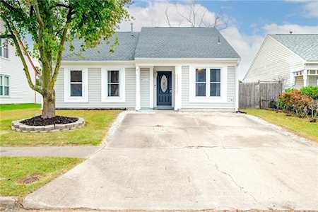 1264 Northvale Dr Virginia Beach, VA 23464