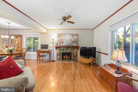 12324 Mulberry Ct Woodbridge, VA 22192