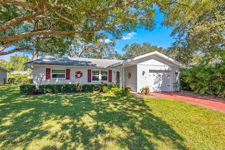 169 Sunshine Dr Palm Harbor, FL 34684
