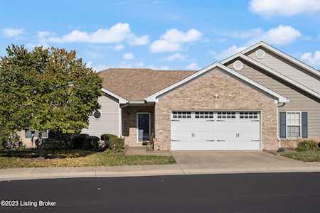 5211 Savannah Springs Dr Louisville, KY 40219