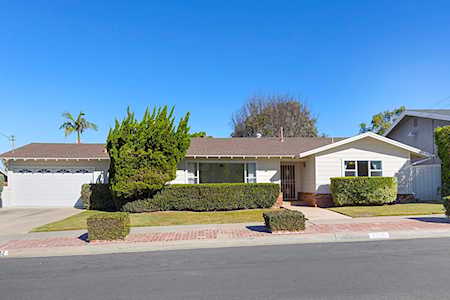 6202 Rockhurst Drive San Diego, CA 92120