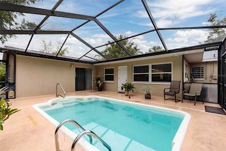 9042 78th Ave Seminole, FL 33777