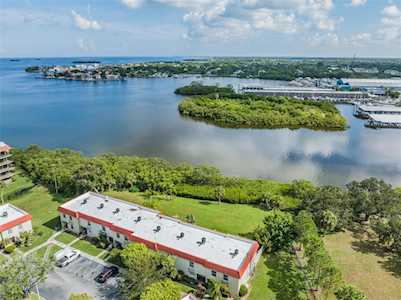 2700 Bayshore Blvd #532 Dunedin, FL 34698