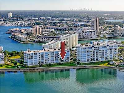 Harbourside Condominiums for Sale | South Pasadena Florida