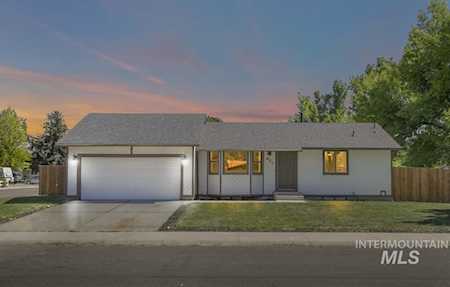 671 N Pennwood St Meridian, ID 83642