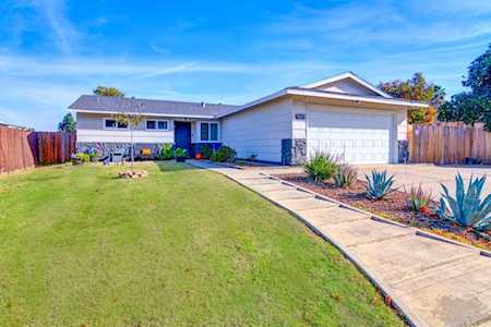 7809 Sunrise Greens Drive Sacramento, CA 95828