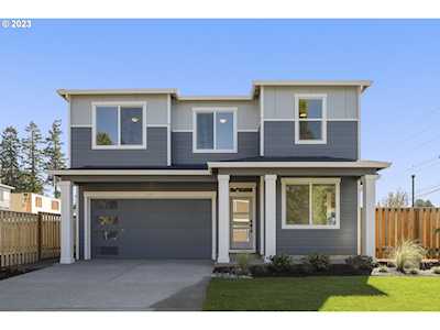 107 NE 72nd AVE Hillsboro, OR 97124
