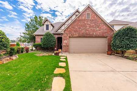 5440 Chinkapin Lane Fort Worth, TX 76244
