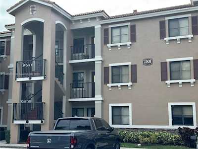22831 SW 88th Pl #203 Cutler Bay, FL 33190