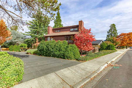 175 E Hersey St Ashland, OR 97520