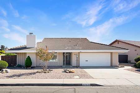 17431 Plaza De La Rosa San Diego, CA 92128