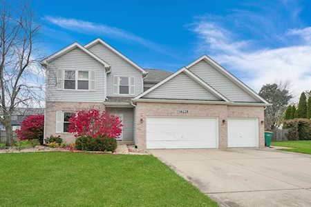 16228 S Lexington Dr Plainfield, IL 60586