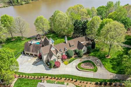 713 Eagle Point Ct Weddington, NC 28104