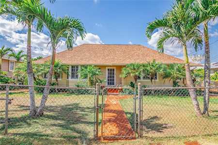 219 Crest Avenue #1 Wahiawa, HI 96786