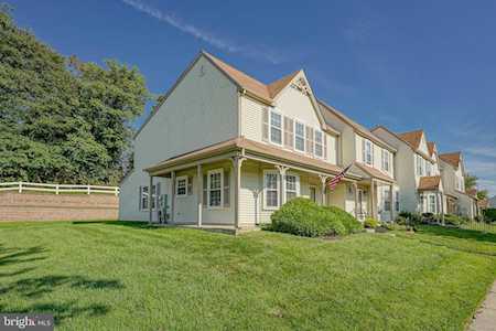 58 Knoll Dr Blackwood, NJ 08012