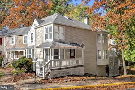 2180 Whisperwood Glen Ln Reston, VA 20191