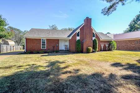 1126 Brado Dr Collierville, TN 38017