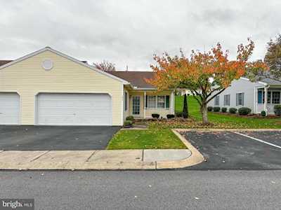 3035 Lakefield Rd #3035 York, PA 17402