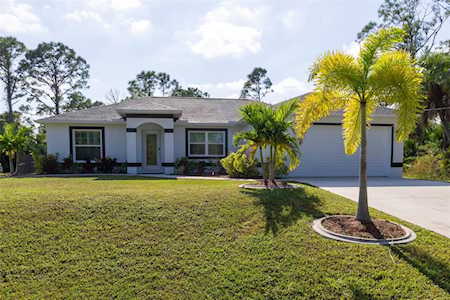 1695 Hazelton Ave North Port, FL 34286