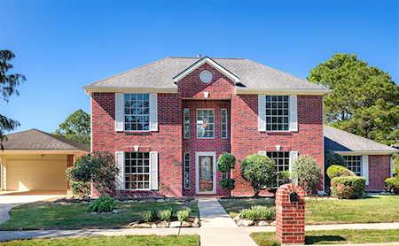 2602 Briar View Dr Pearland, TX 77581