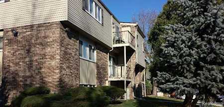 38255 Fairway Clinton Township, MI 48038