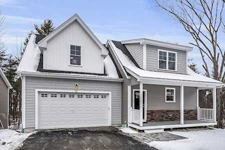 20 Waterside Run #20 Medway, MA 02053