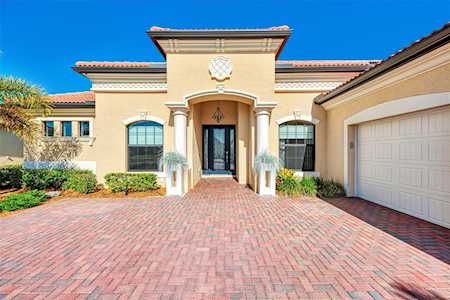 10708 Tarflower Dr Venice, FL 34293