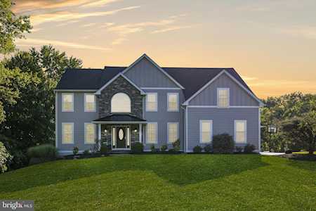 5 Jasper Ln Phoenixville, PA 19460