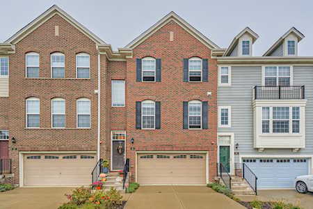 63 Kevin Andrew Dr Schaumburg, IL 60194
