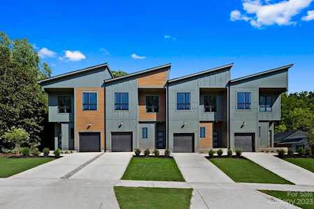 2736 Parkway Ave Charlotte, NC 28208