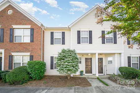 7539 Pilot Cove Ct Denver, NC 28037
