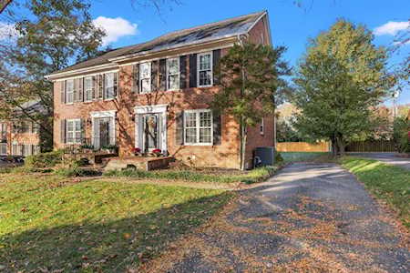 1145 Dunbarton Ln Lexington, KY 40502