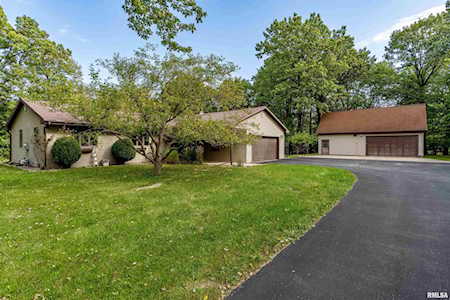 1542 Division St Metamora, IL 61548
