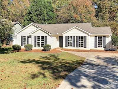 16114 Amber Field Dr Huntersville, NC 28078