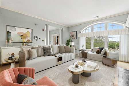 10 Winchester Place #302 Winchester, MA 01890