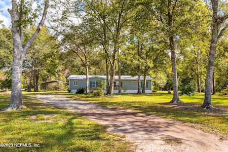 9554 Hopkins RD Glen St. Mary, FL 32040