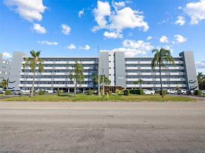 1445 Atlantic Shores Blvd #207 Hallandale Beach, FL 33009