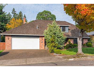 10432 SW Moratoc DR Tualatin, OR 97062