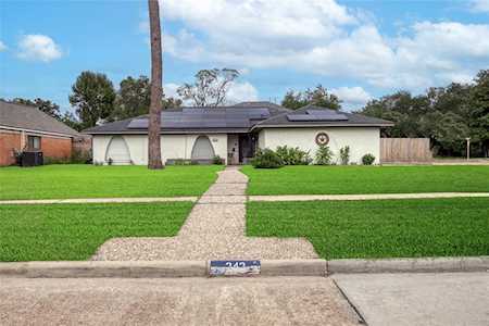 242 Ballantrae Ln Houston, TX 77015