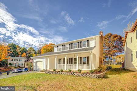 203 Keyes Ct Sterling, VA 20164