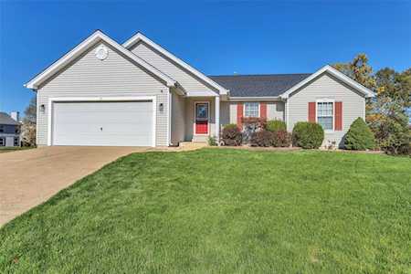 7 Royallchase Ct O'fallon, MO 63368