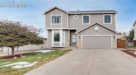 5260 Sparrow Hawk Way Colorado Springs, CO 80911