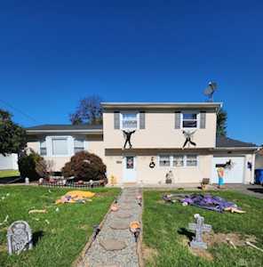 20 Denman Drive Fords, NJ 08863